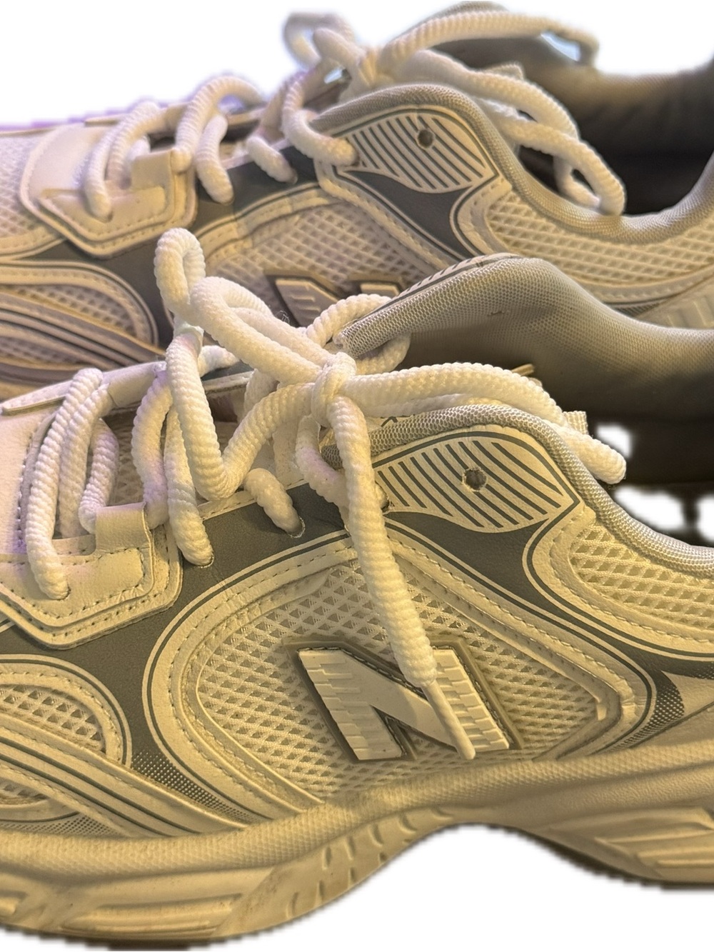 New Balance Men's White and Gray Athletic Sneakers